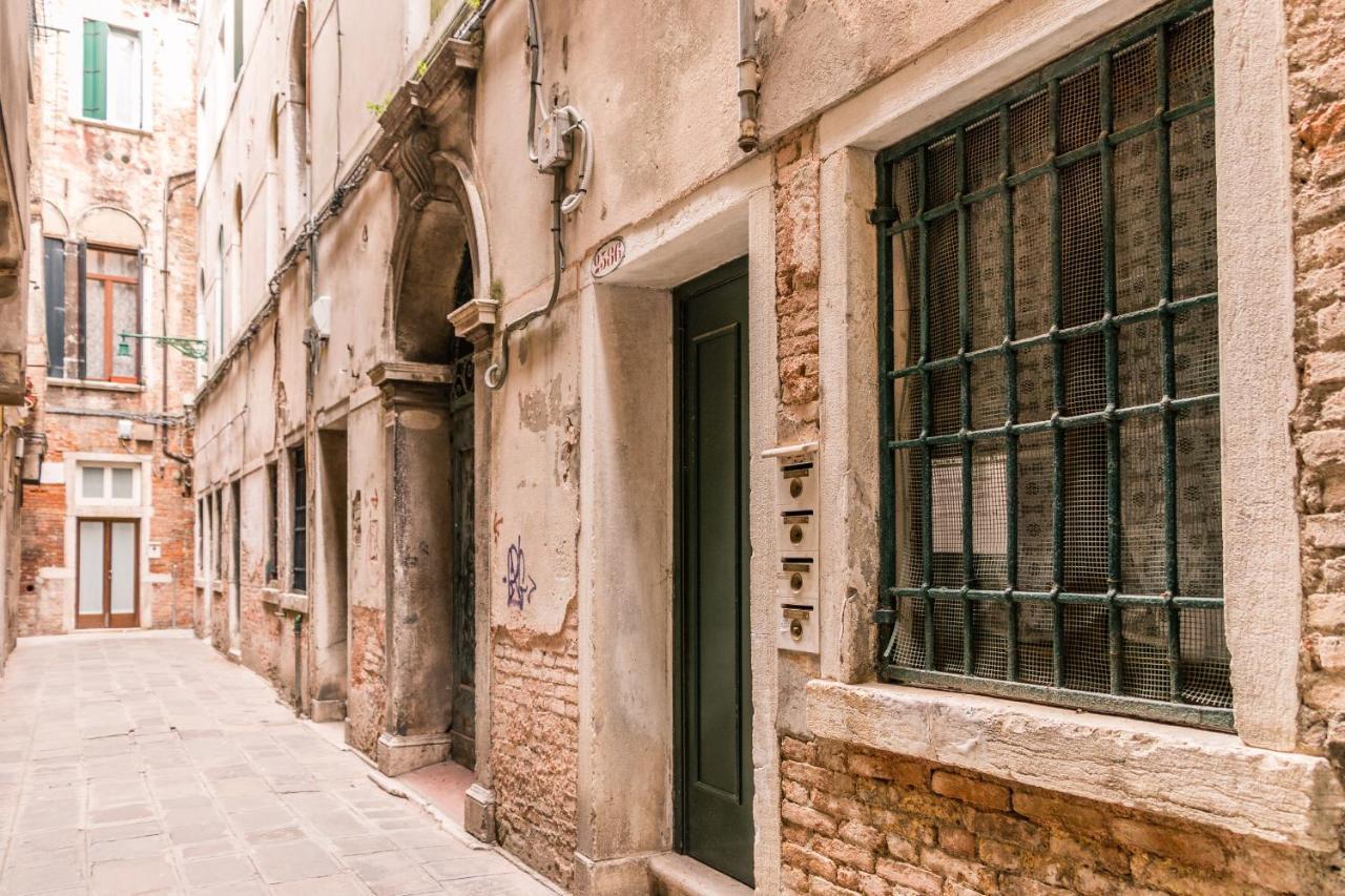 Apartamento Gold And Red - The Venetian Style With Terrace Exterior foto