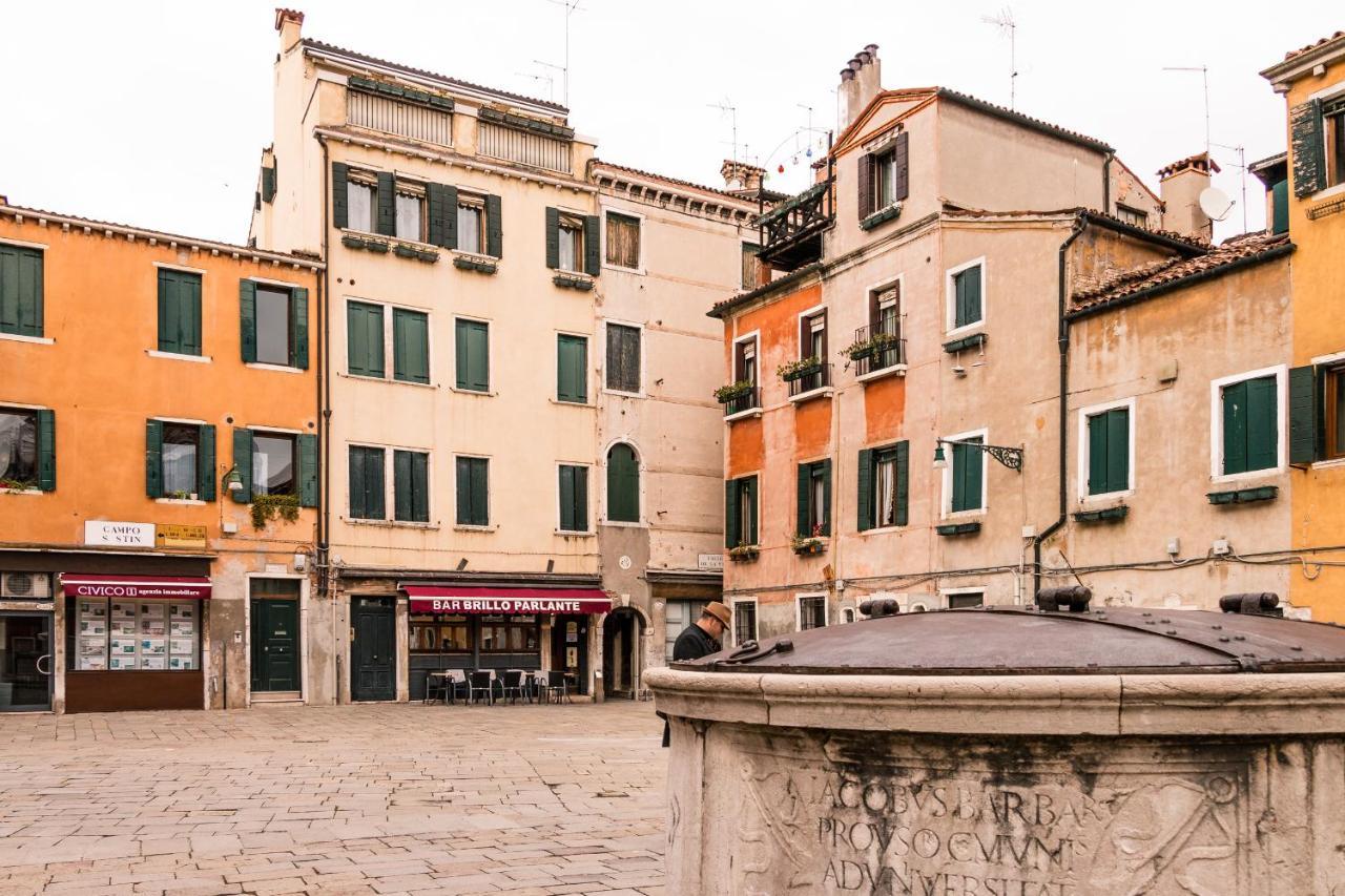 Apartamento Gold And Red - The Venetian Style With Terrace Exterior foto